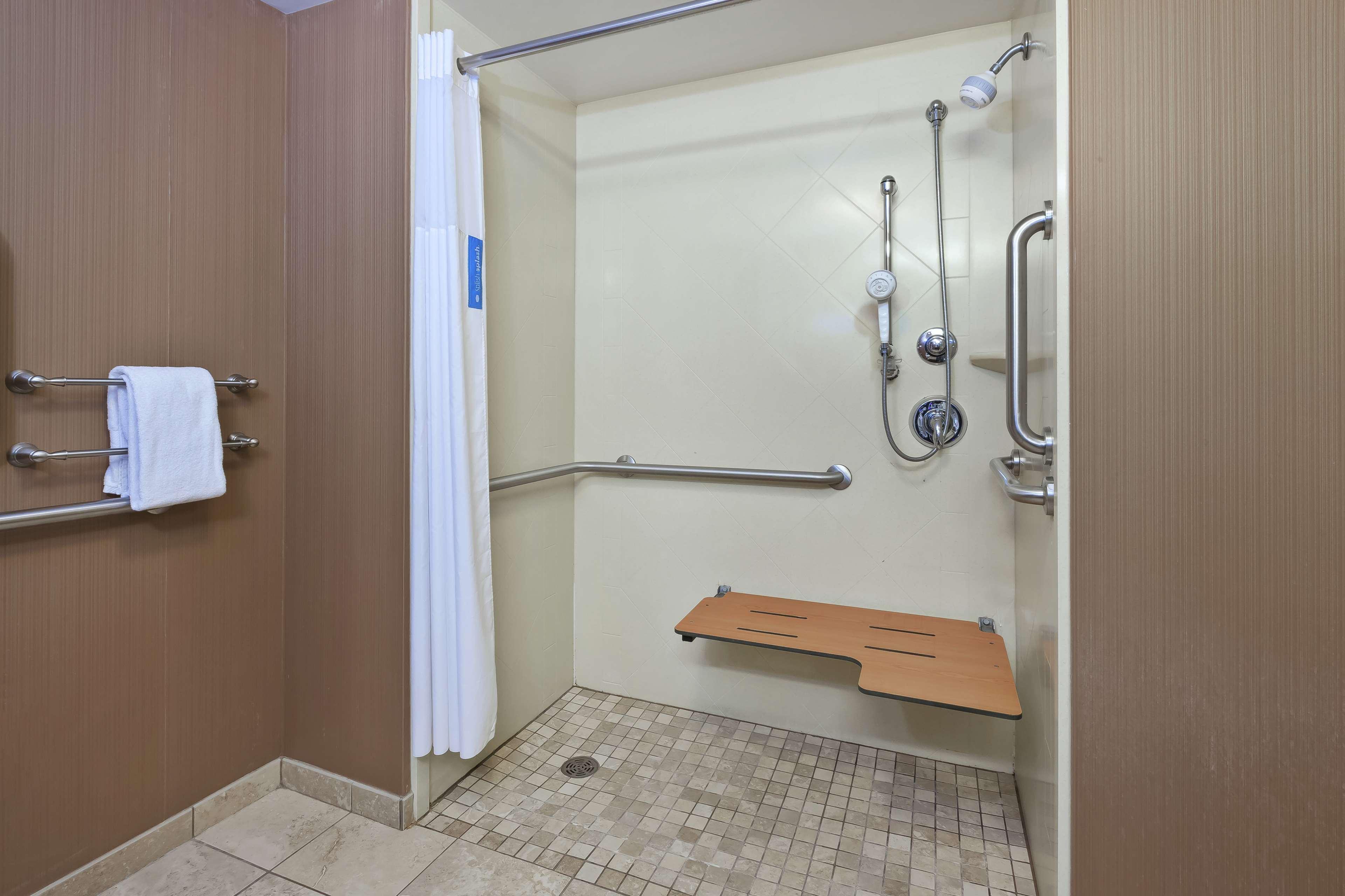 Hampton Inn & Suites Grand Rapids-Airport 28Th St Cascade Εξωτερικό φωτογραφία