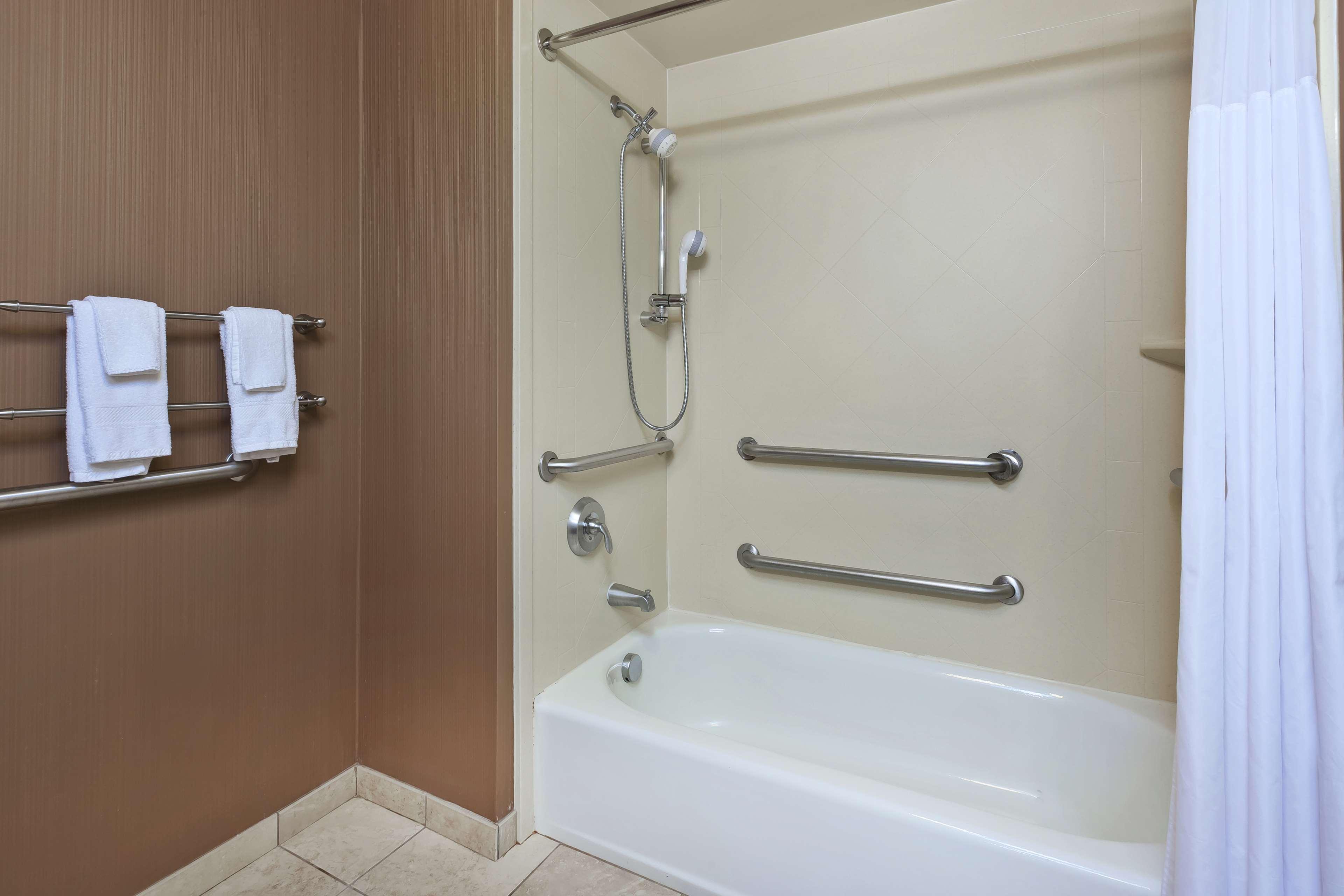 Hampton Inn & Suites Grand Rapids-Airport 28Th St Cascade Εξωτερικό φωτογραφία