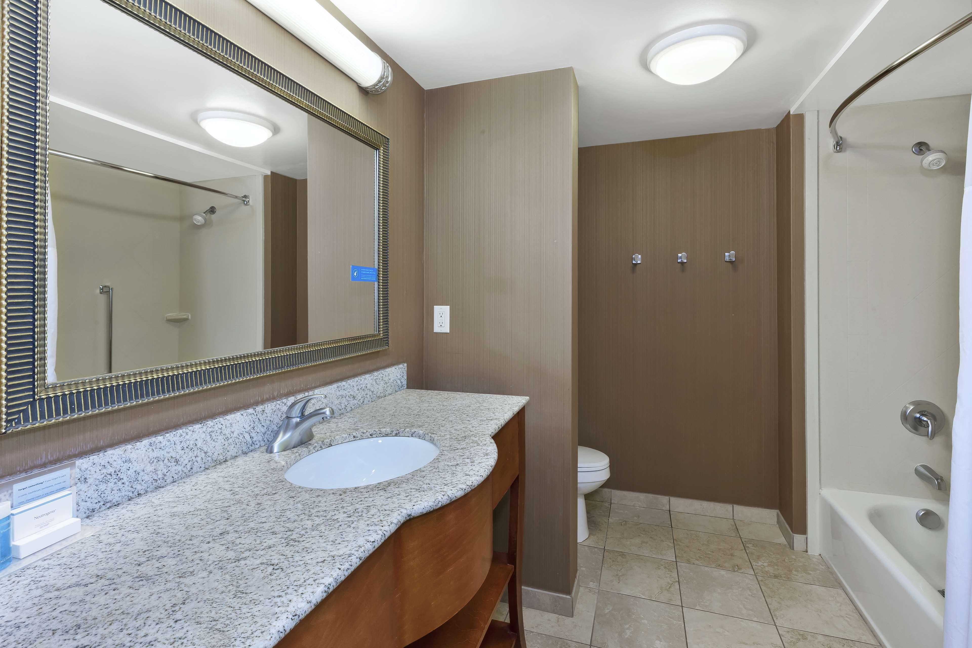Hampton Inn & Suites Grand Rapids-Airport 28Th St Cascade Εξωτερικό φωτογραφία